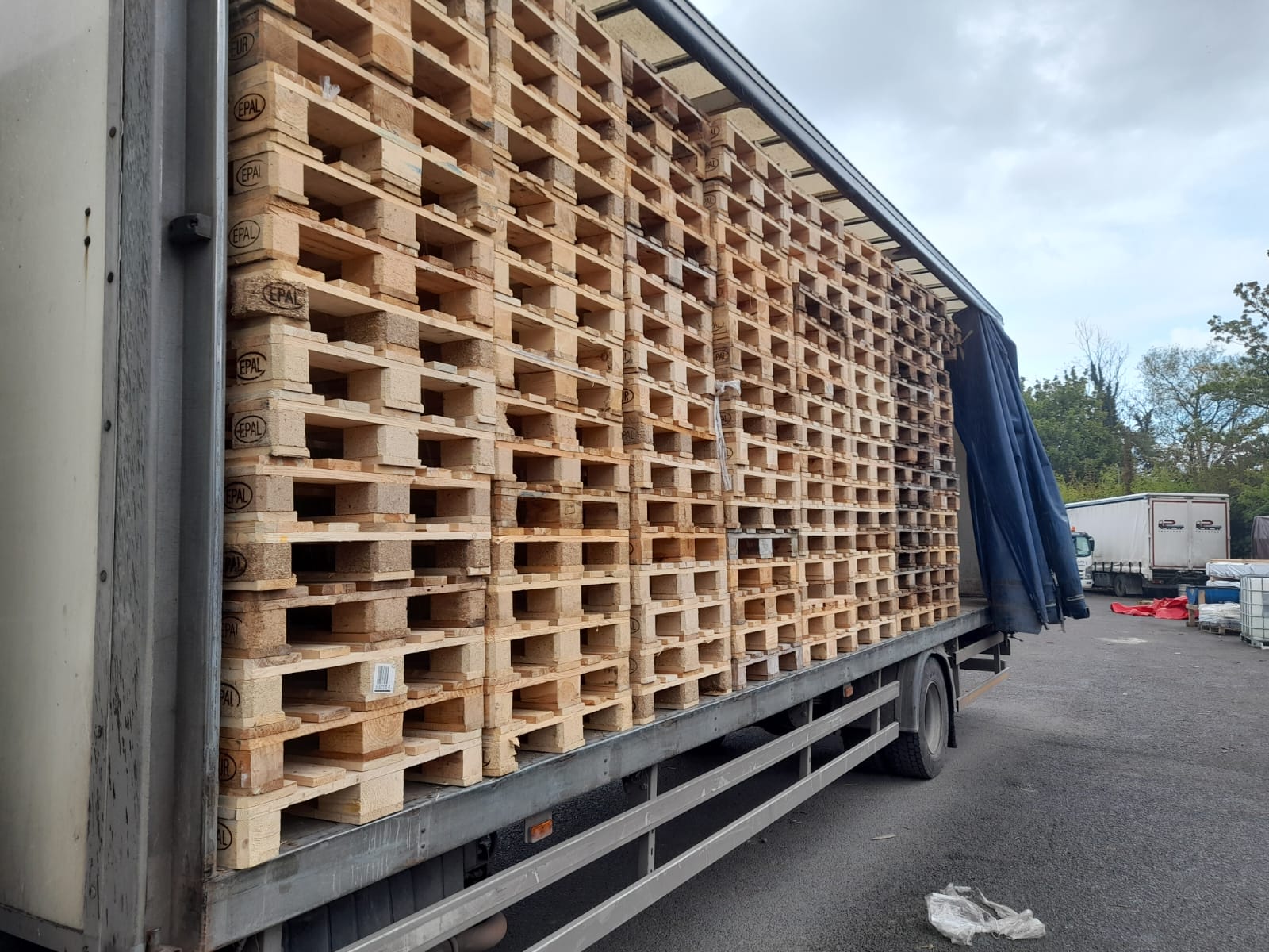 pallet-collection-service